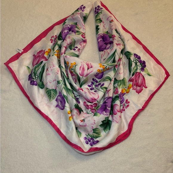 Scarf: Floral 100% Silk Vintage Scarf EUC - Picture 2 of 15